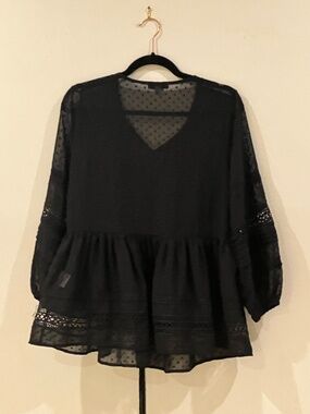 Stellah Sheer Bell Sleeve Blouse